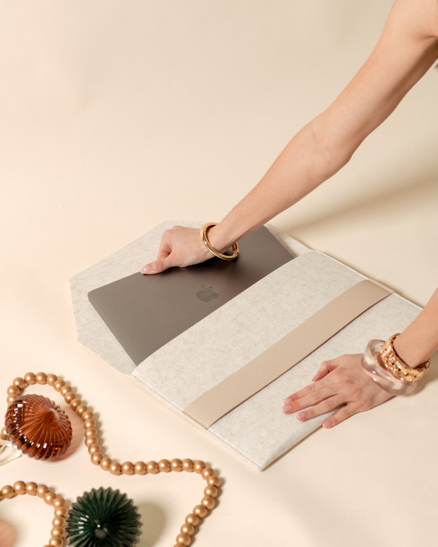Rinan Minimalist Felt Laptop Sleeve Case and Document File Folder Organizer