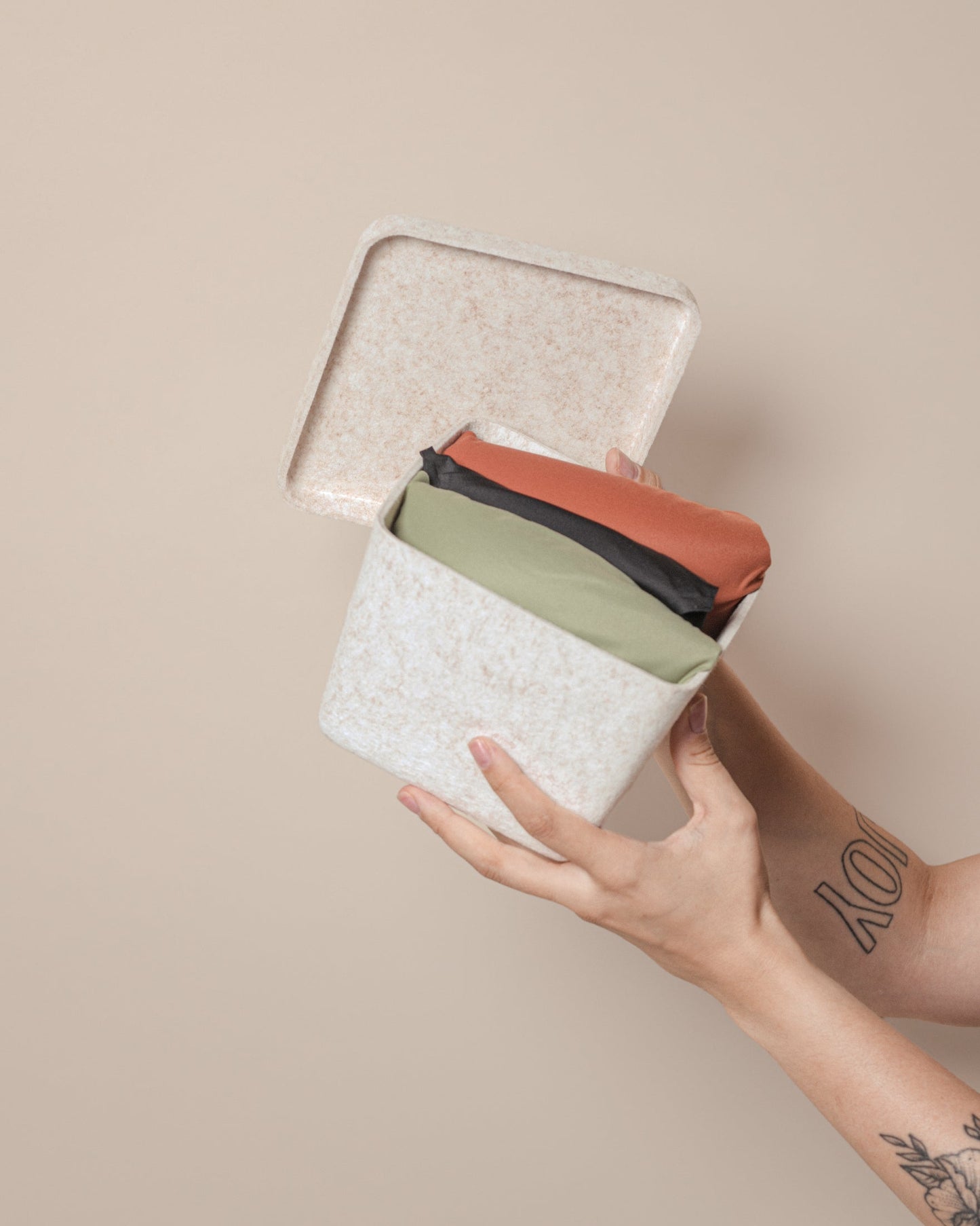 Rinan Sculpted Felt Petite Bin with Lid Small Desktop Countertop Drawer Storage Organizer Box
